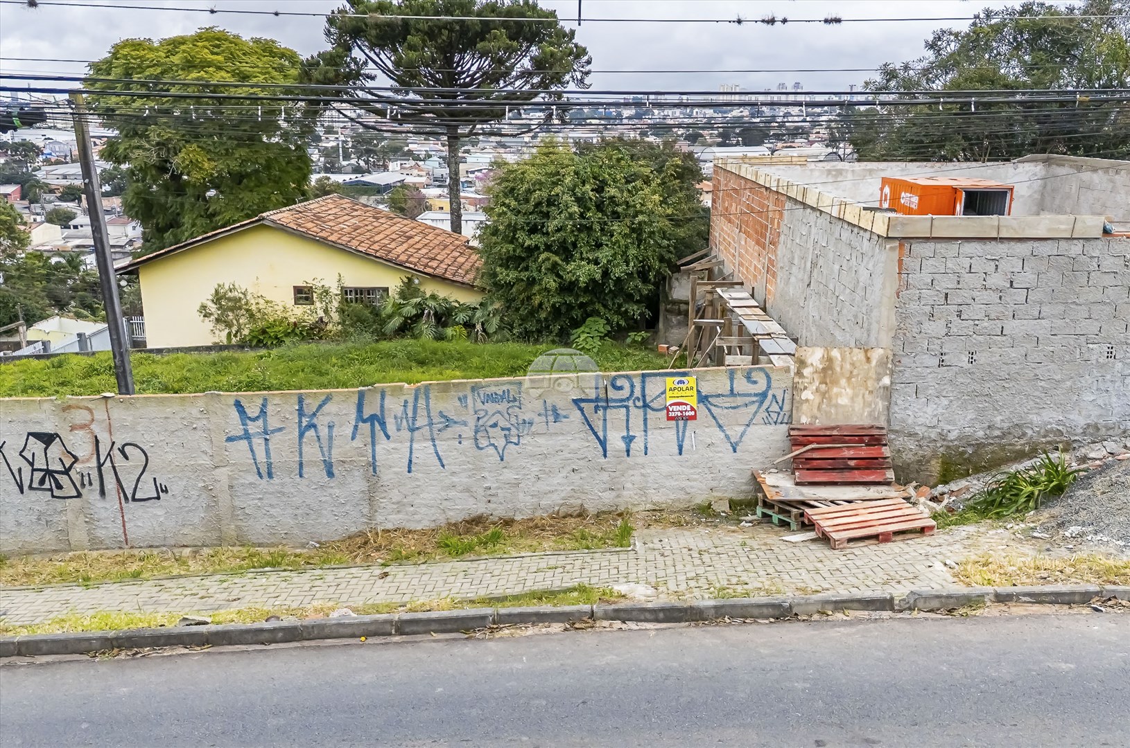 Terreno/Área à venda em Centro, Curitiba — Portal Chave Fácil