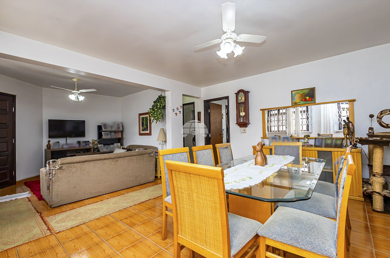 Casa à venda em Novo Mundo, Curitiba — Portal Chave Fácil