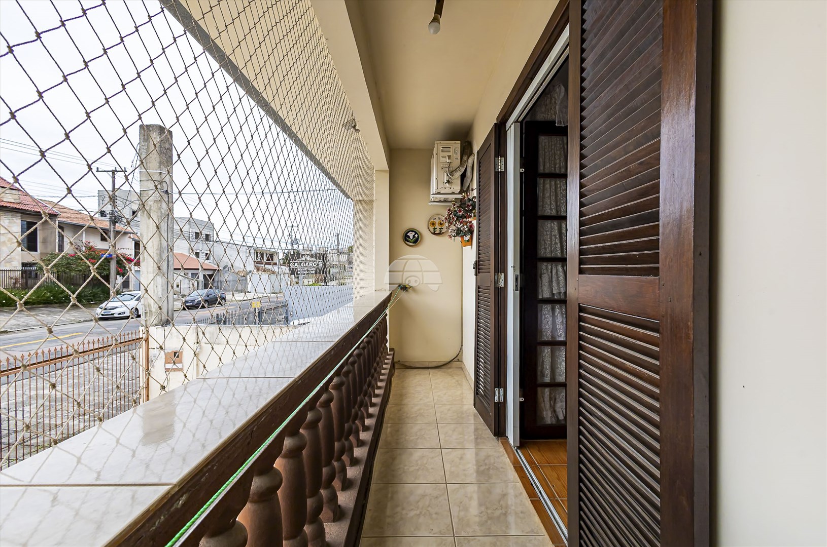 Casa à venda em Novo Mundo, Curitiba — MAFI ADMINISTRADORA DE IMOVEIS LTDA