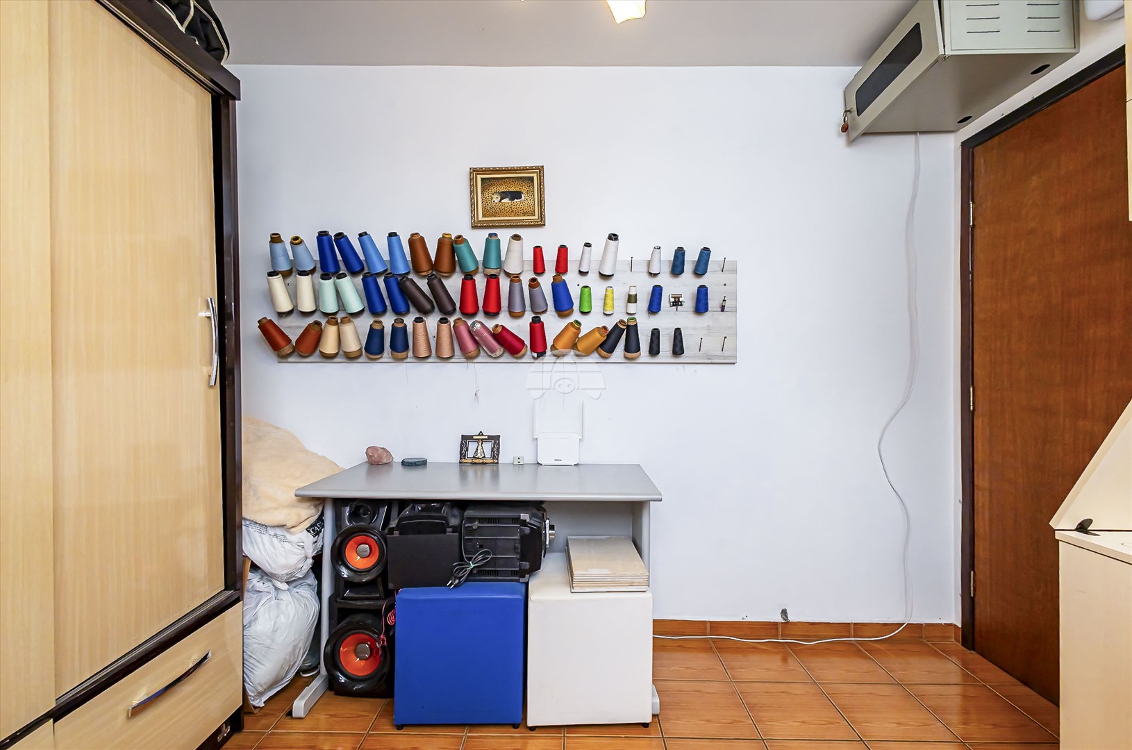 Casa à venda em Novo Mundo, Curitiba — MAFI ADMINISTRADORA DE IMOVEIS LTDA