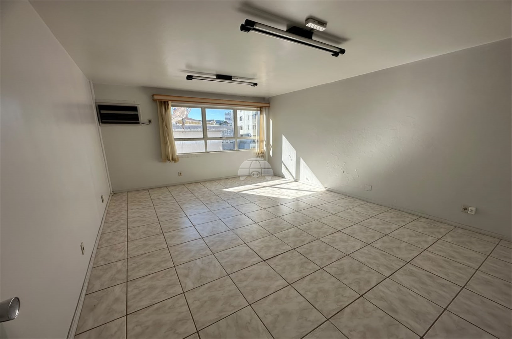 Sala/Conjunto Comercial à venda em Centro, Pato Branco — Portal Chave Fácil