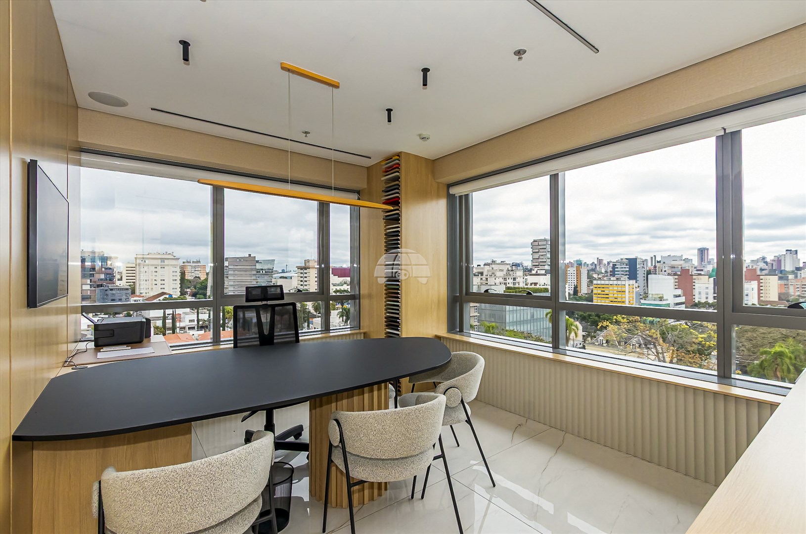 Sala/Conjunto Comercial à venda em Batel, Curitiba — Portal Chave Fácil