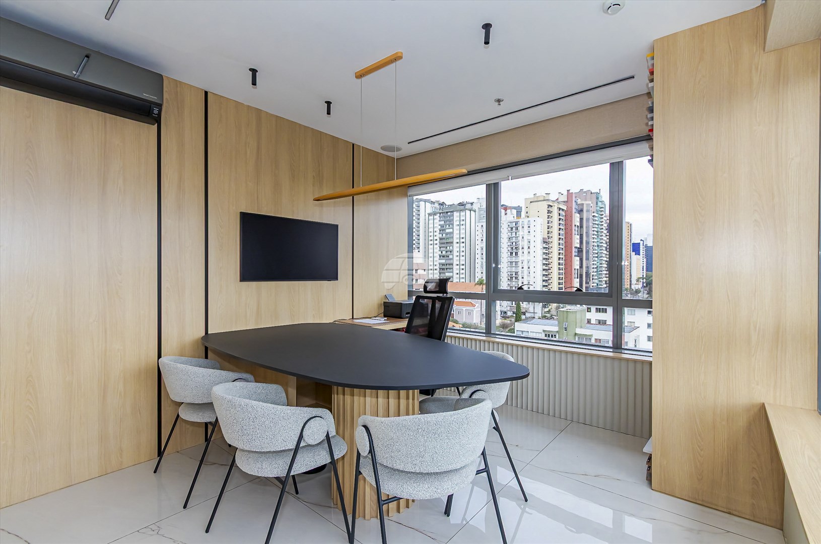 Sala/Conjunto Comercial à venda em Batel, Curitiba — Portal Chave Fácil
