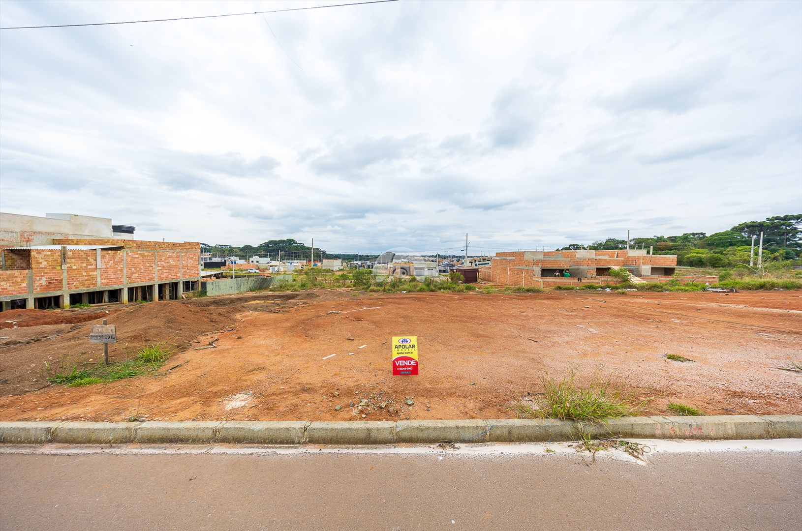 Terreno/Área à venda em Nações, Fazenda Rio Grande — Portal Chave Fácil