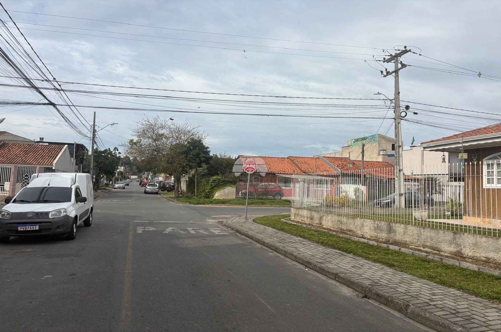 Casa à venda em Parque Dos Lagos, Colombo — Portal Chave Fácil