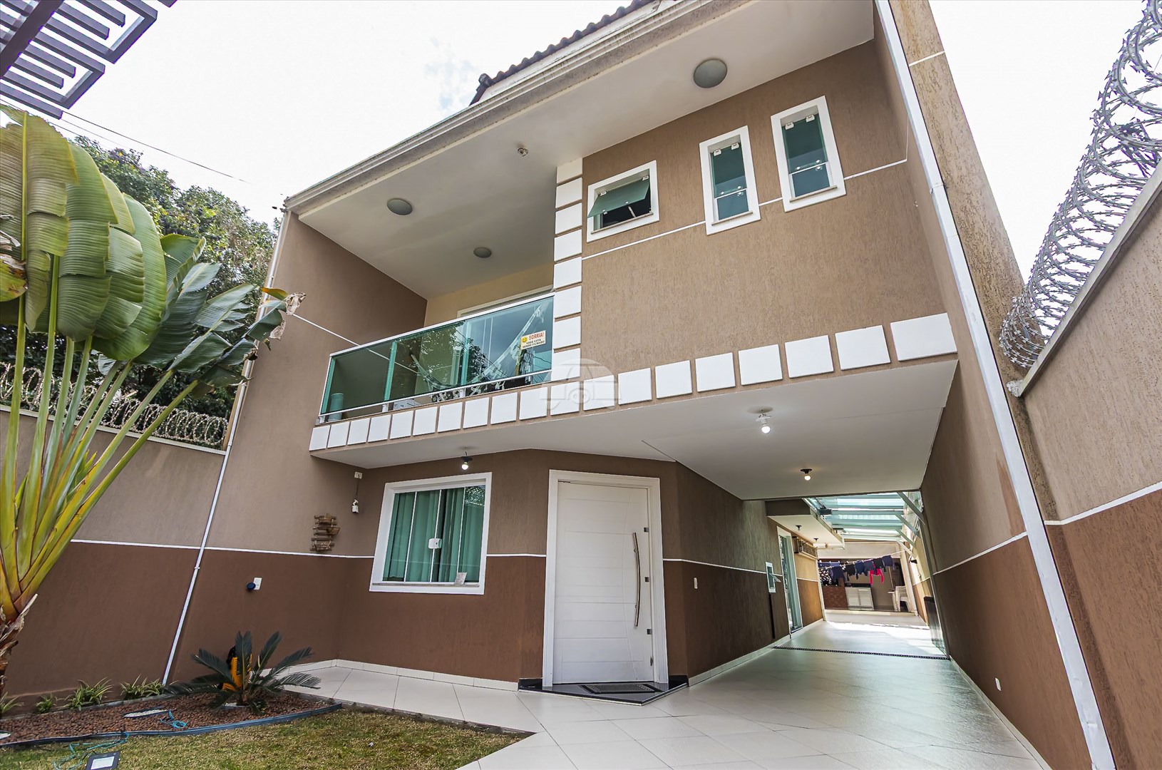 Casa à venda em Santa Cândida, Curitiba — Portal Chave Fácil