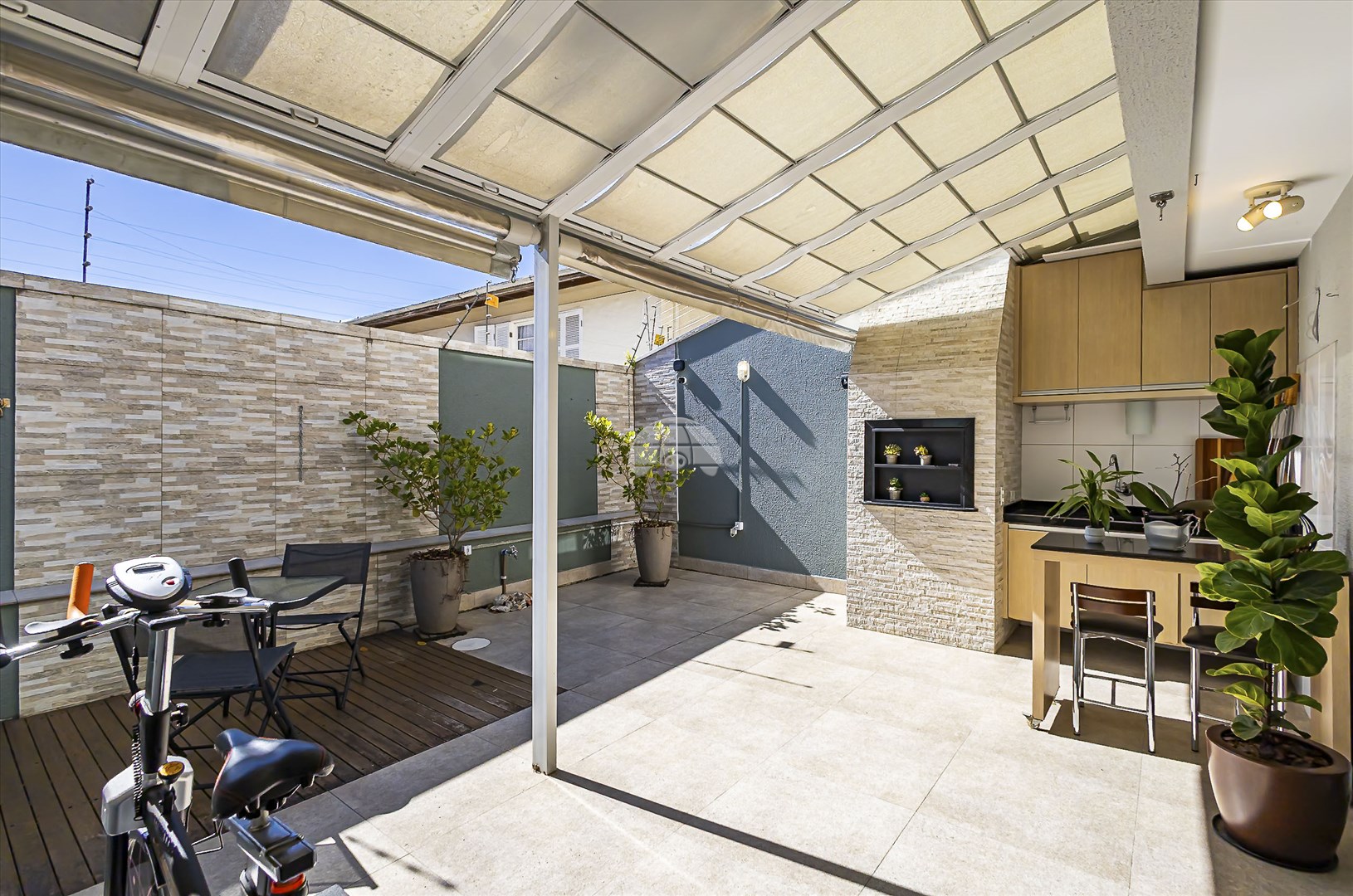 Sobrado Residencial para Venda no Bairro Mercês ref. 228833 (10 / 10)