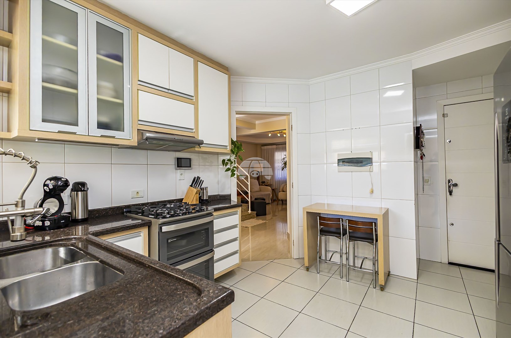 Sobrado Residencial para Venda no Bairro Mercês ref. 228833 (8 / 10)