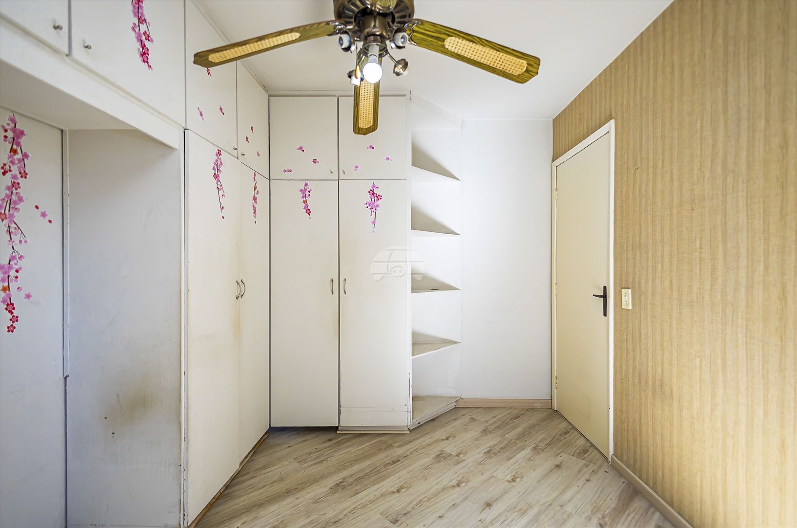Apartamento à venda em Ahú, Curitiba — MAFI ADMINISTRADORA DE IMOVEIS LTDA