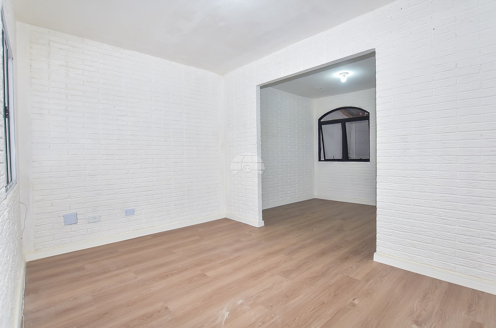 Casa à venda em Boqueirão, Curitiba — Portal Chave Fácil