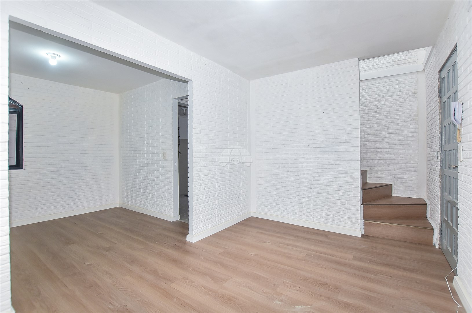 Casa à venda em Boqueirão, Curitiba — Portal Chave Fácil