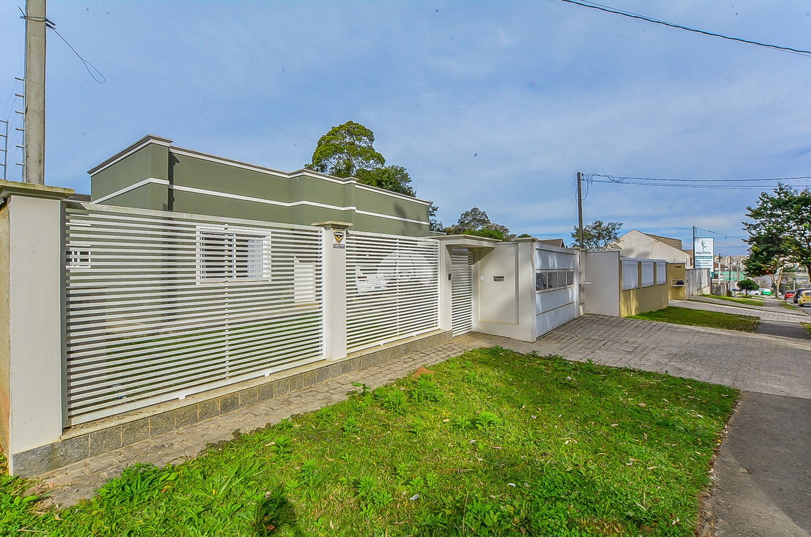 Casa à venda em Centro, São José dos Pinhais — Portal Chave Fácil