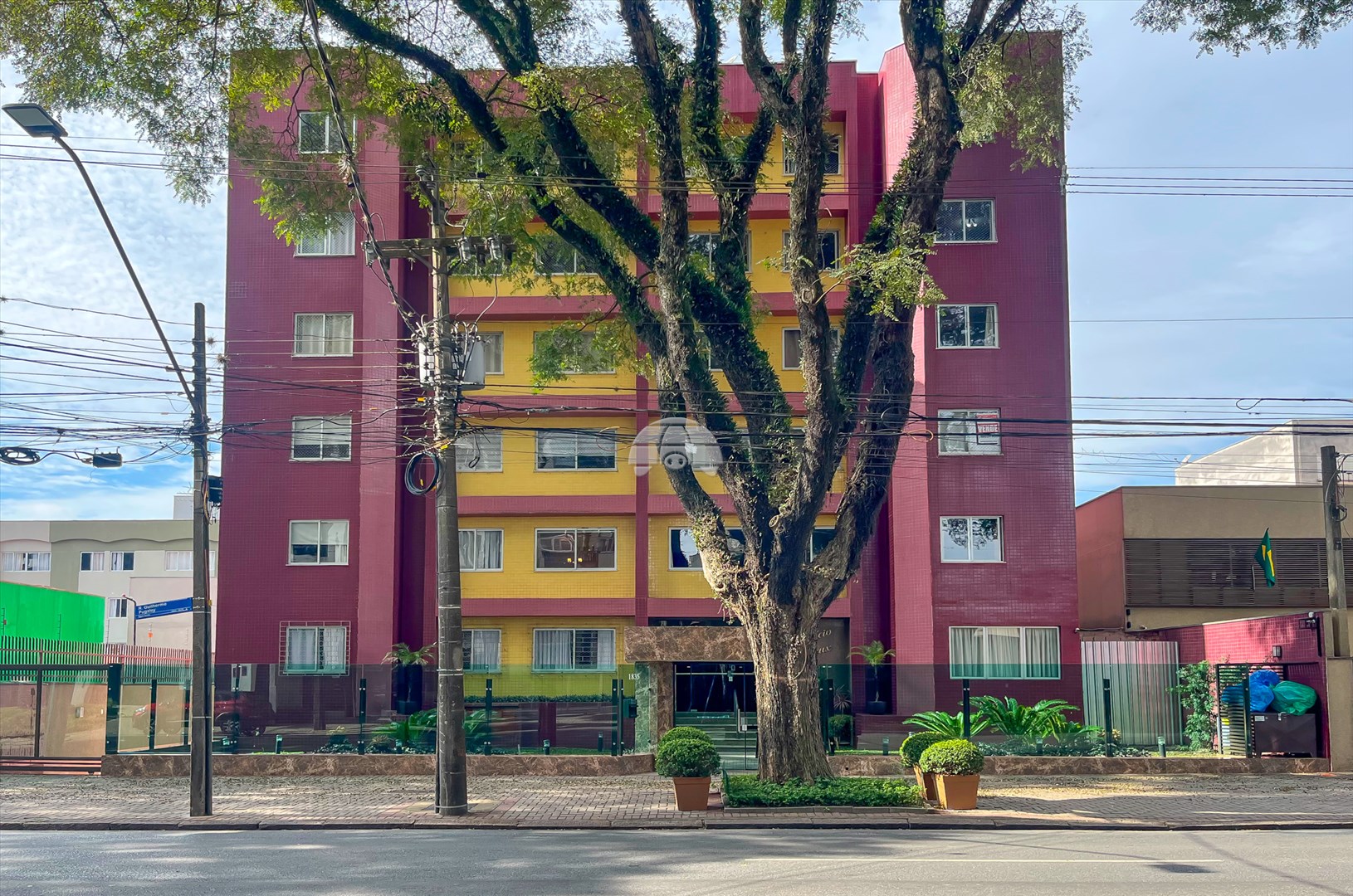 Apartamento para alugar em Água Verde, Curitiba — Portal Chave Fácil