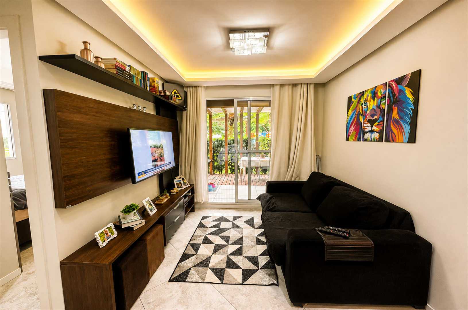 Apartamento à venda em Uvaranas, Ponta Grossa — Portal Chave Fácil