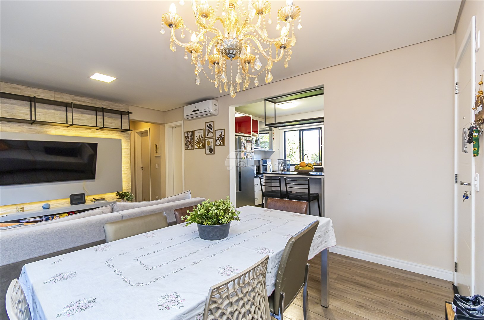 Apartamento à venda em Novo Mundo, Curitiba — Portal Chave Fácil