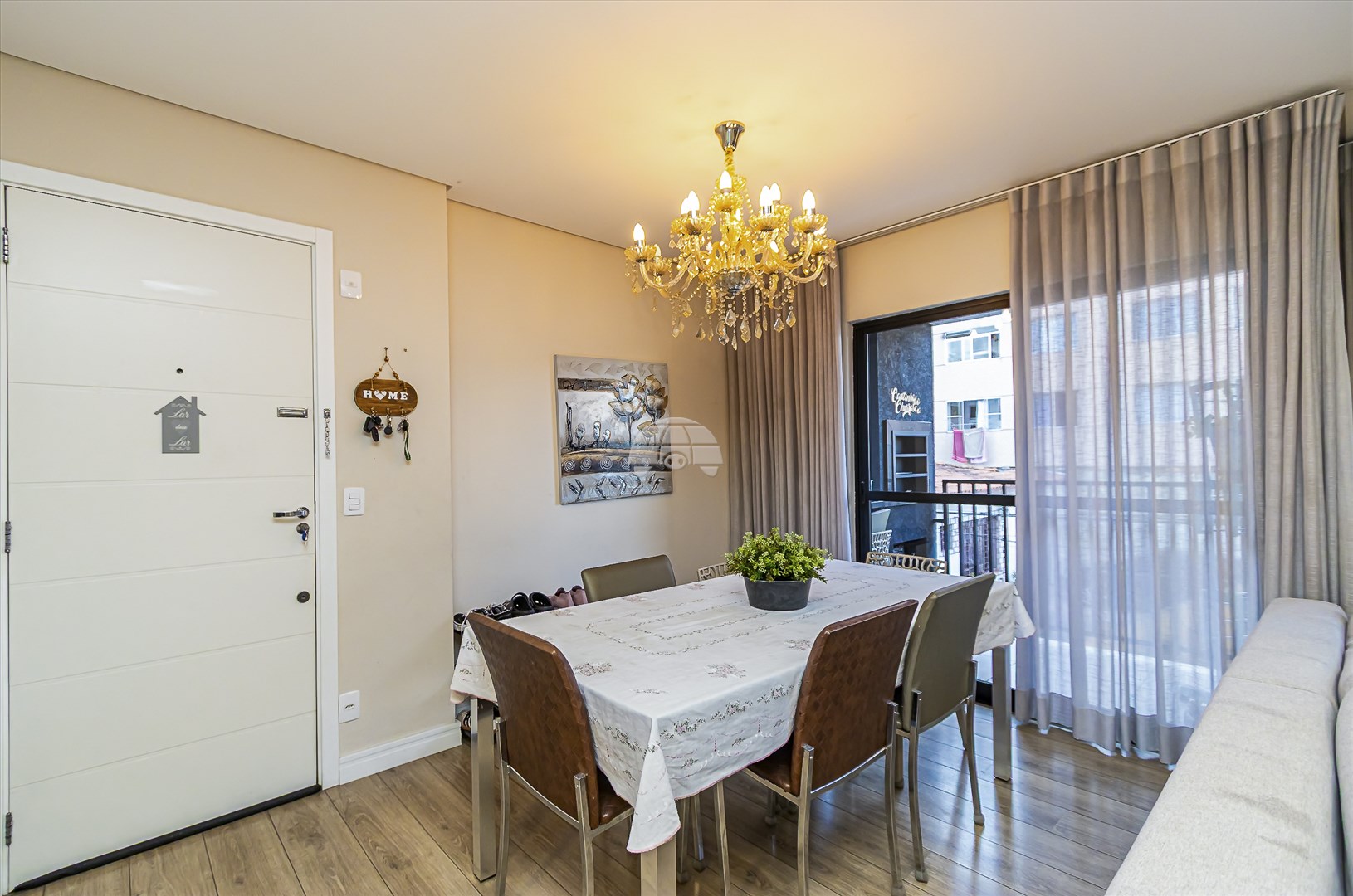 Apartamento à venda em Novo Mundo, Curitiba — Portal Chave Fácil
