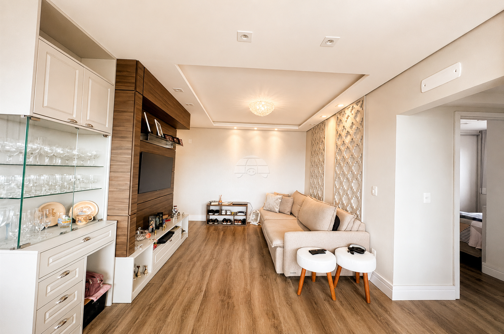 Apartamento à venda em Uvaranas, Ponta Grossa — Portal Chave Fácil