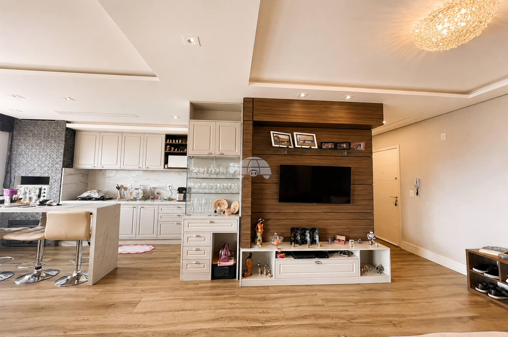 Apartamento à venda em Uvaranas, Ponta Grossa — Portal Chave Fácil