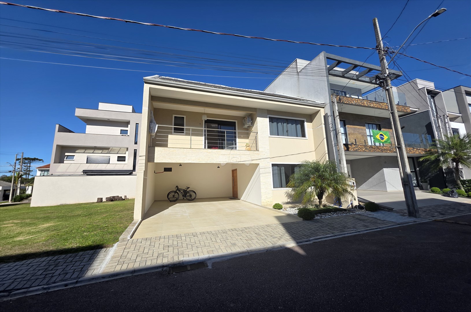 Casa à venda em Iná, São José dos Pinhais — Portal Chave Fácil