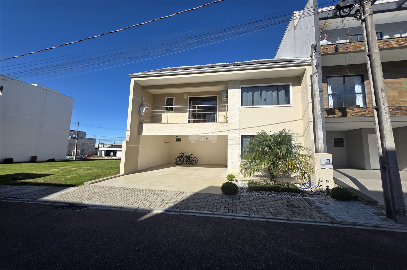 Casa à venda em Iná, São José dos Pinhais — Portal Chave Fácil