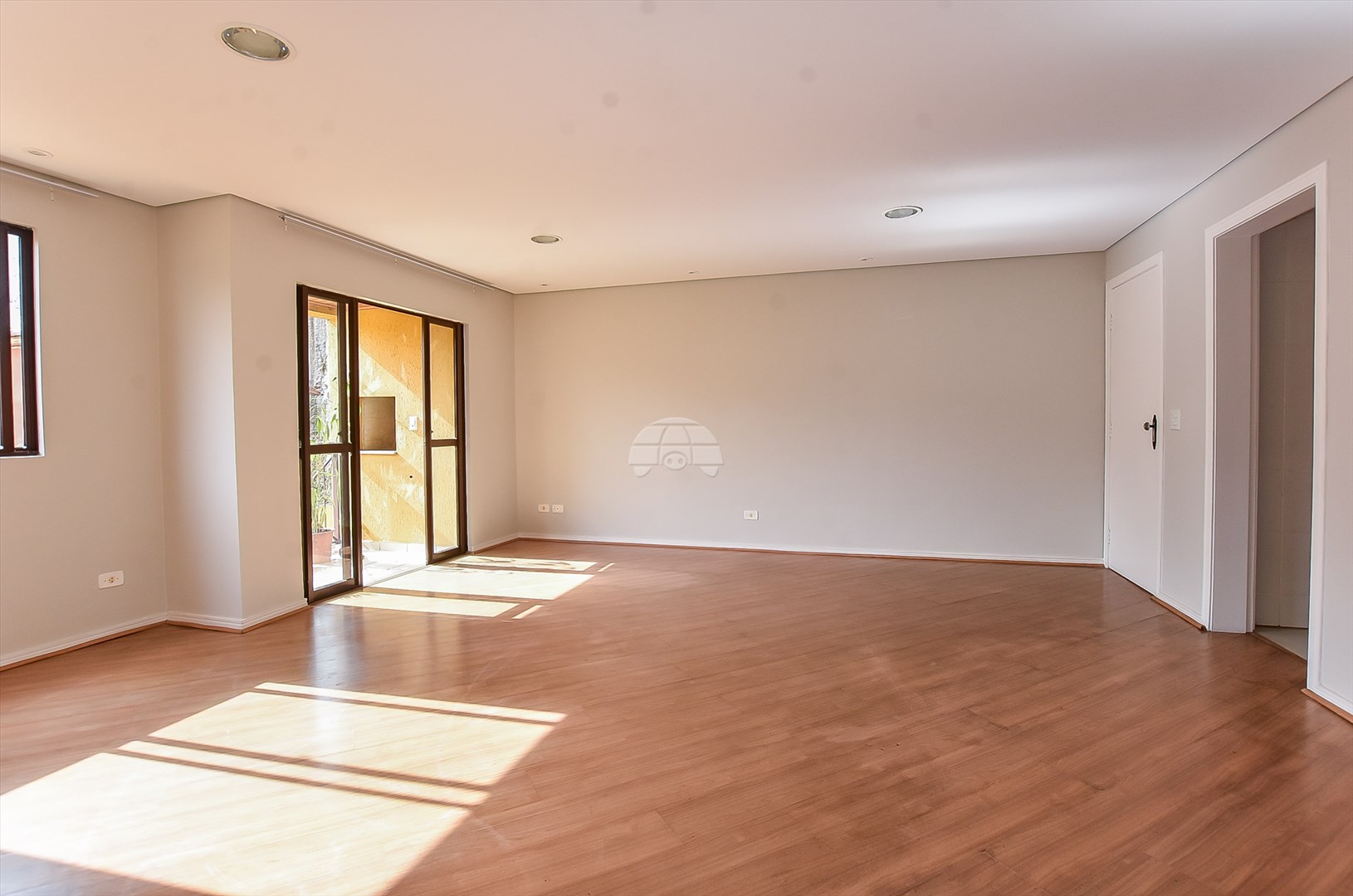 Apartamento à venda em Tingui, Curitiba — Portal Chave Fácil