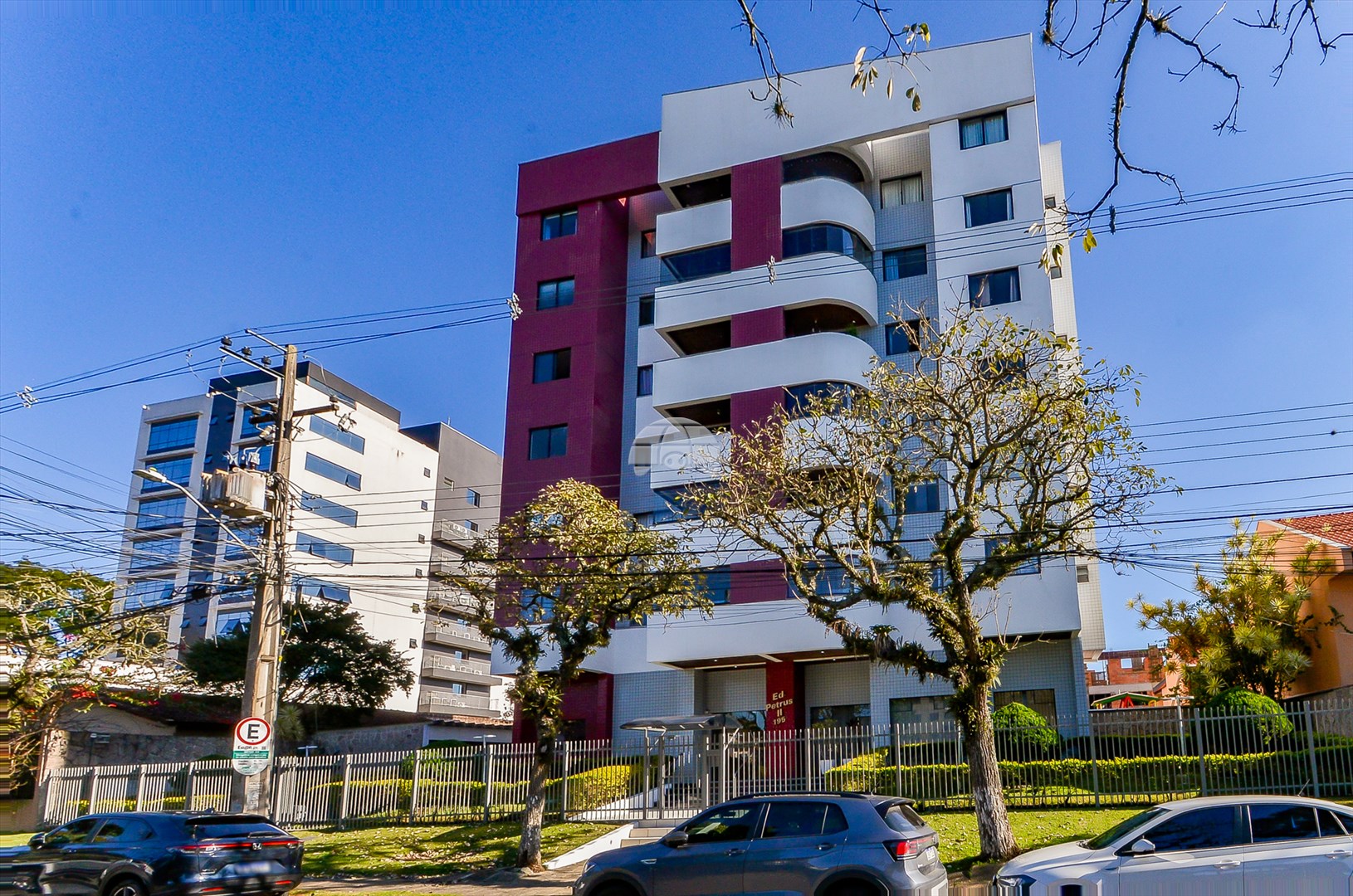 Apartamento Residencial para Venda no Bairro Bacacheri ref. 228970 (1 / 10)
