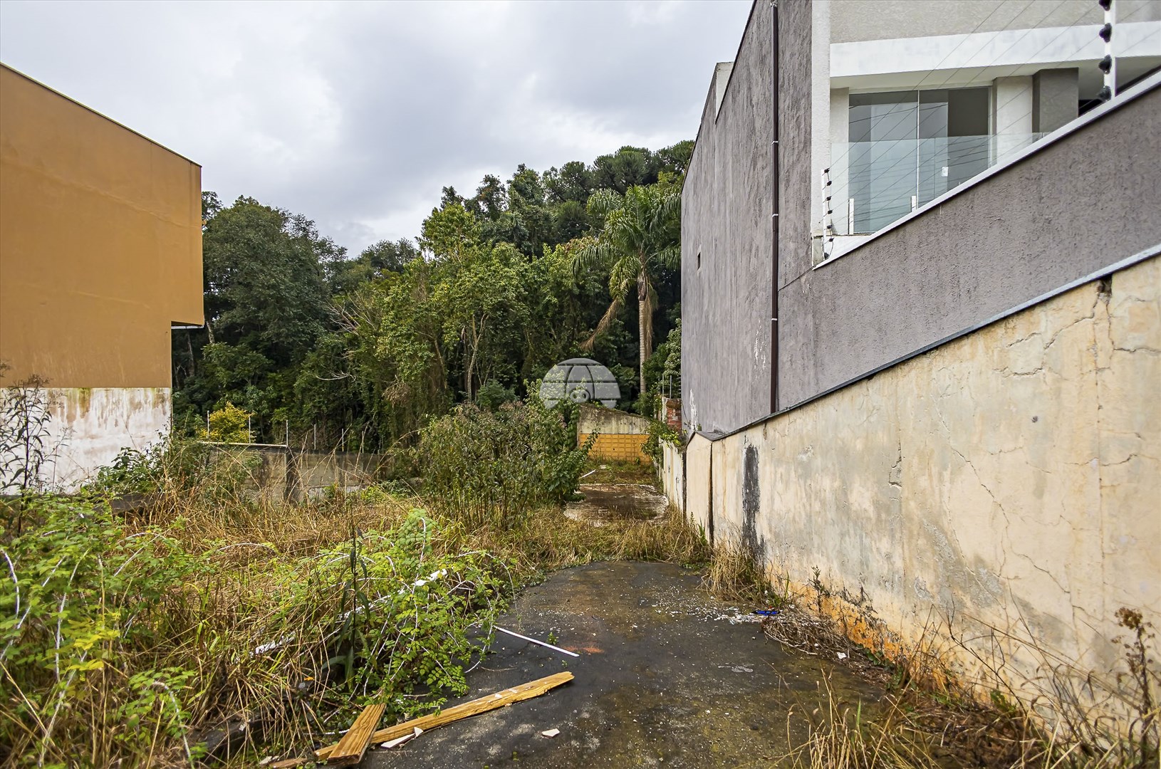Terreno/Área à venda em Santo Inácio, Curitiba — Portal Chave Fácil