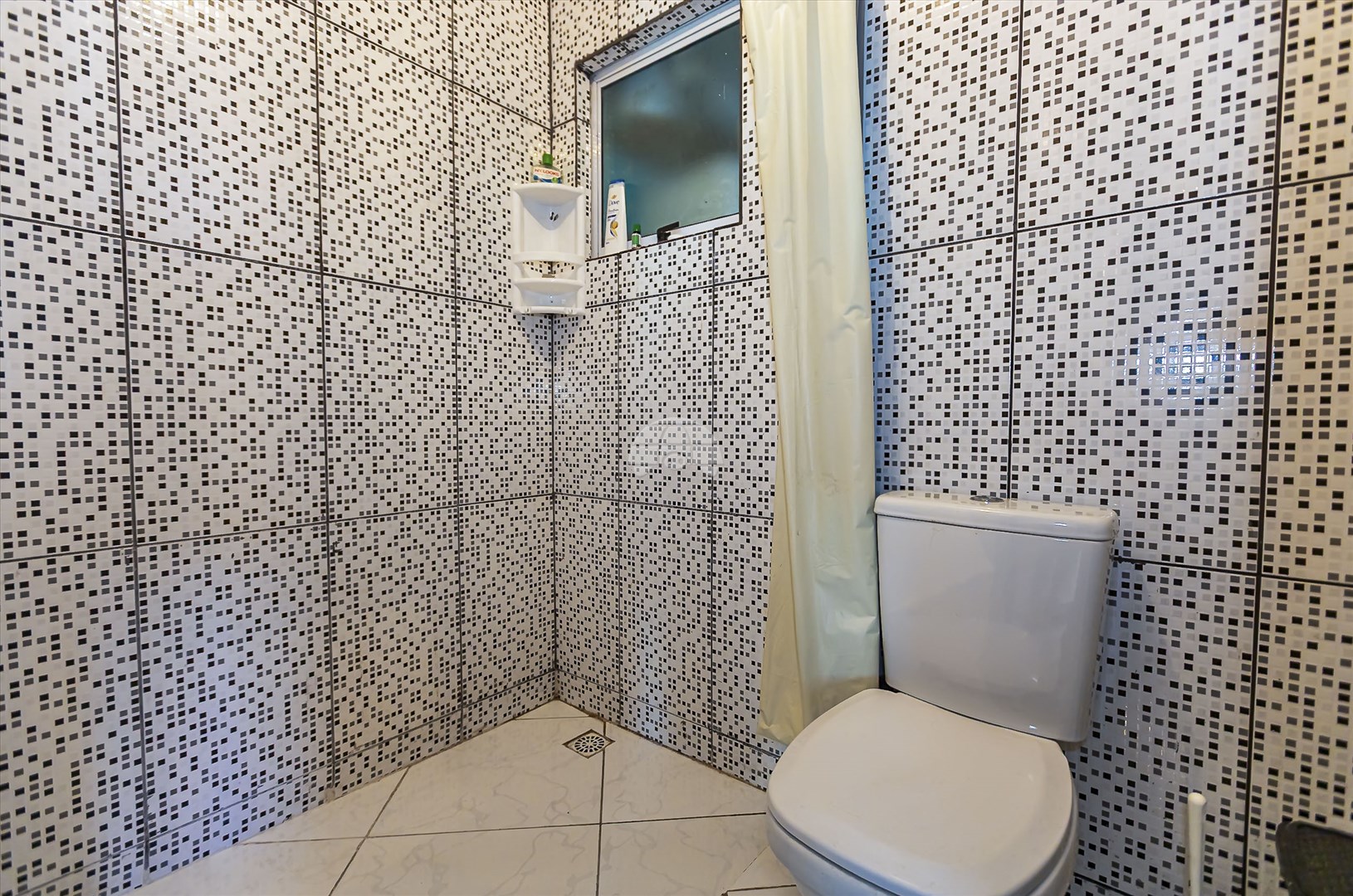Casa à venda em Boa Vista, Curitiba — Imobiliária Razão