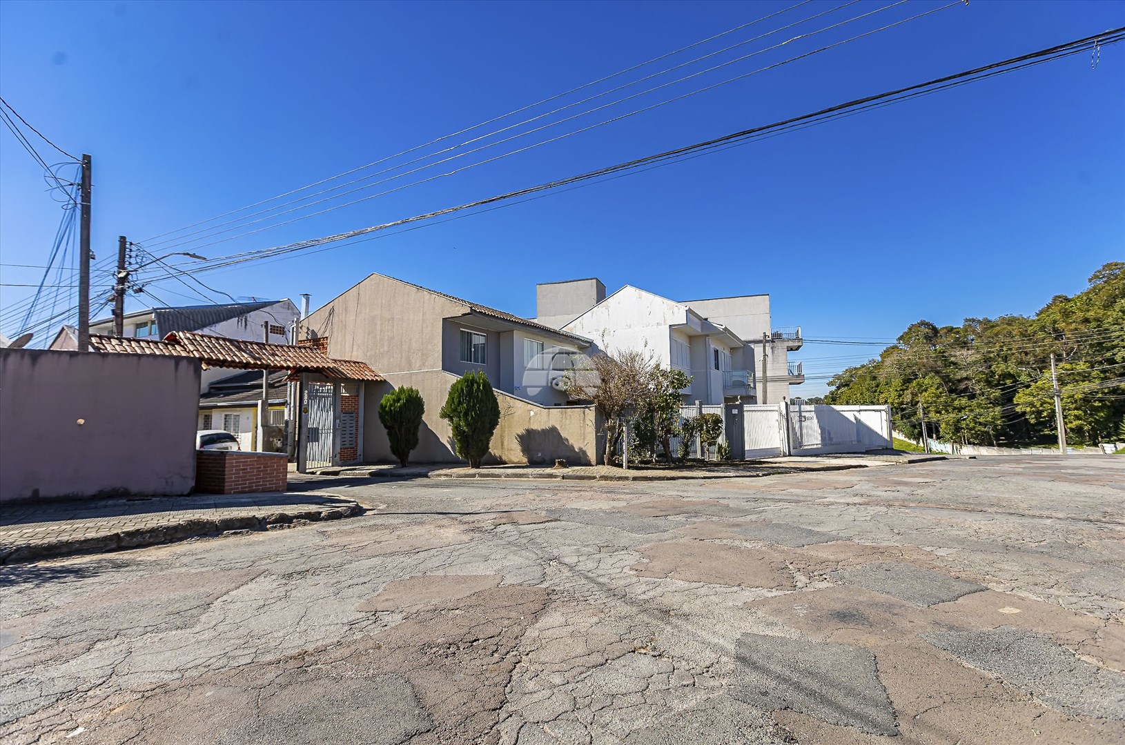 Casa à venda em Boa Vista, Curitiba — Portal Chave Fácil