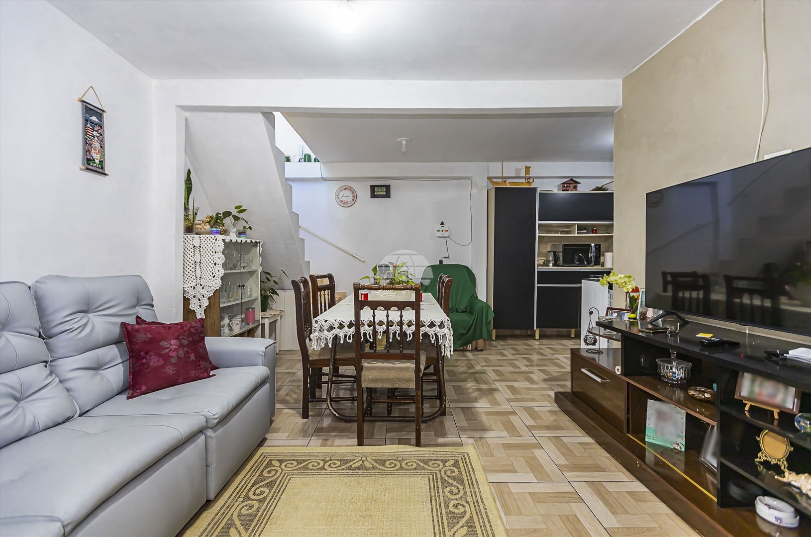 Casa à venda em Boa Vista, Curitiba — Imobiliária Razão