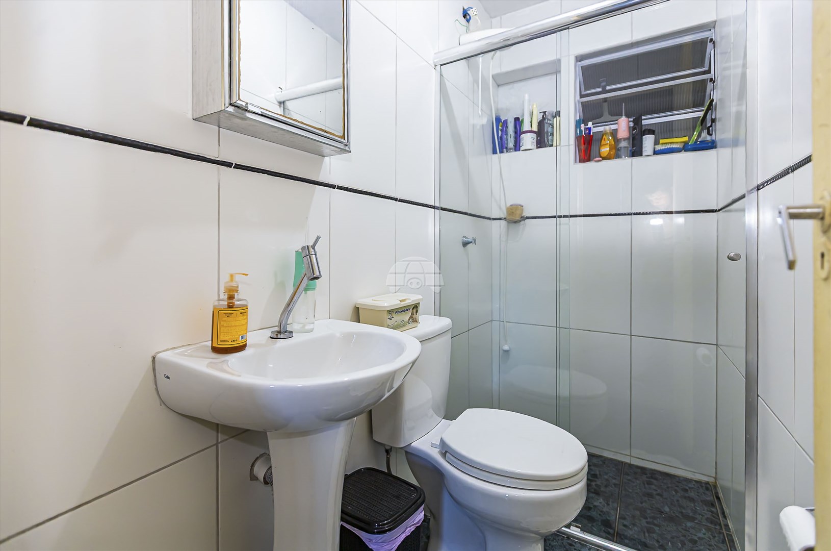 Casa à venda em Boa Vista, Curitiba — Imobiliária Razão