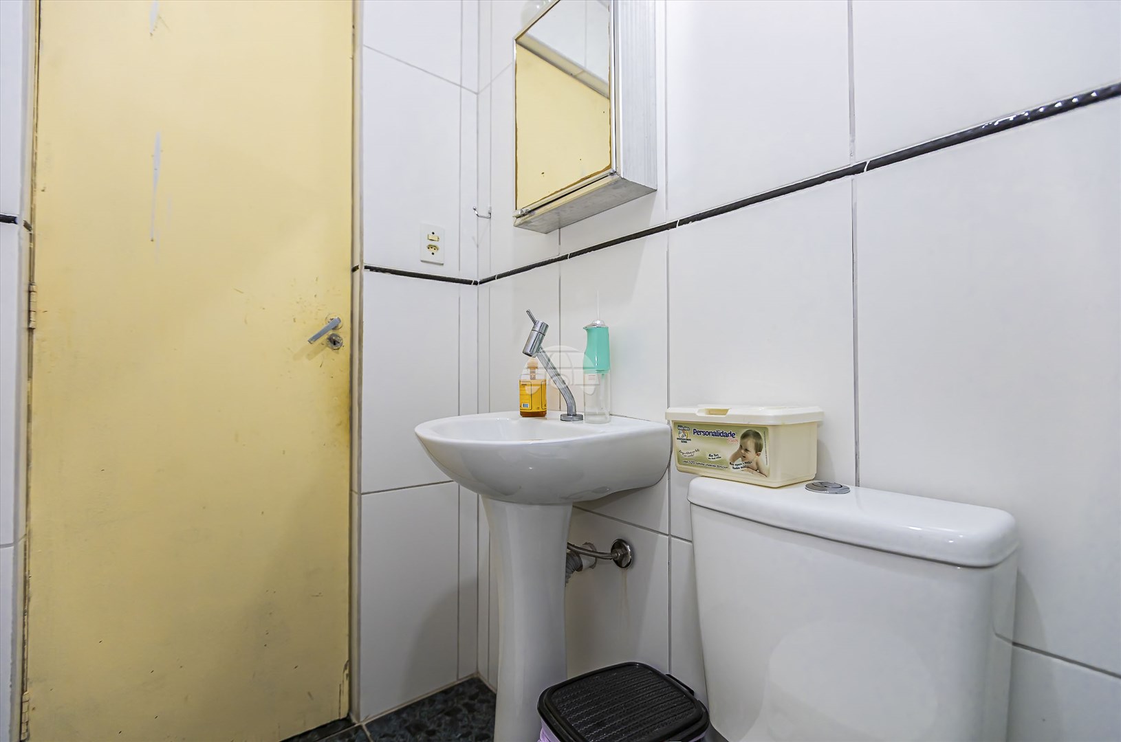 Casa à venda em Boa Vista, Curitiba — Imobiliária Razão
