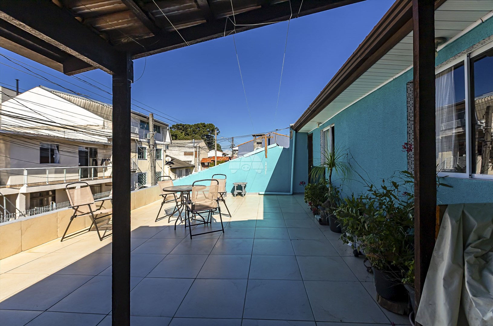 Casa à venda em Boa Vista, Curitiba — Imobiliária Razão