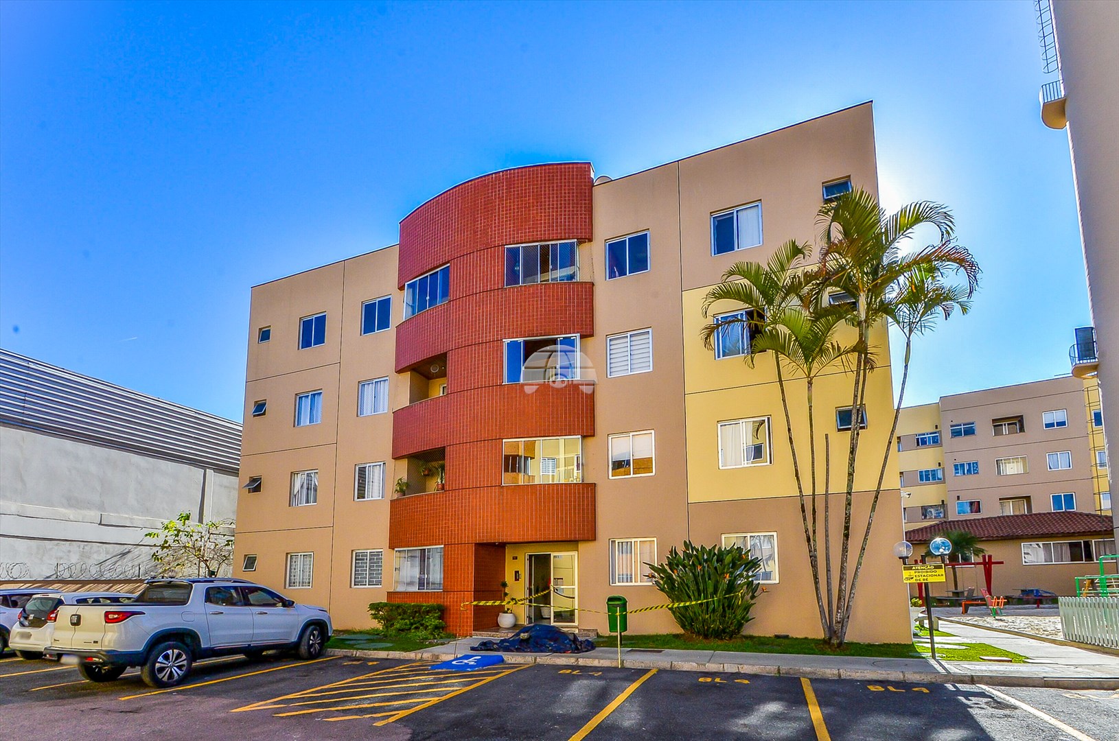 Apartamento à venda em Bacacheri, Curitiba — Portal Chave Fácil