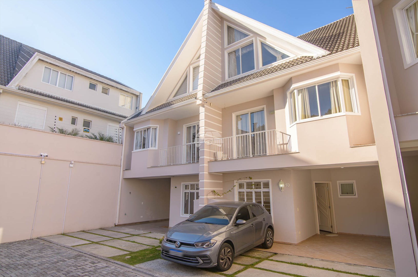 Casa à venda em Jardim Social, Curitiba — Portal Chave Fácil