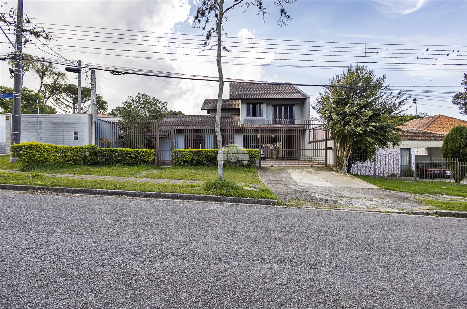 Casa à venda em Jardim Social, Curitiba — Portal Chave Fácil