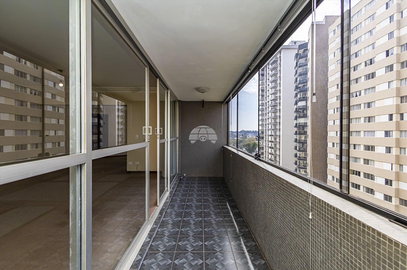Apartamento à venda em Bigorrilho, Curitiba — Portal Chave Fácil