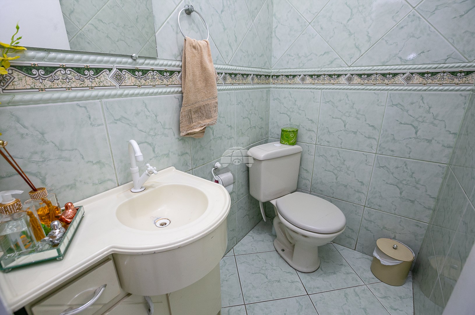 Casa à venda em Sítio Cercado, Curitiba — Portal Chave Fácil