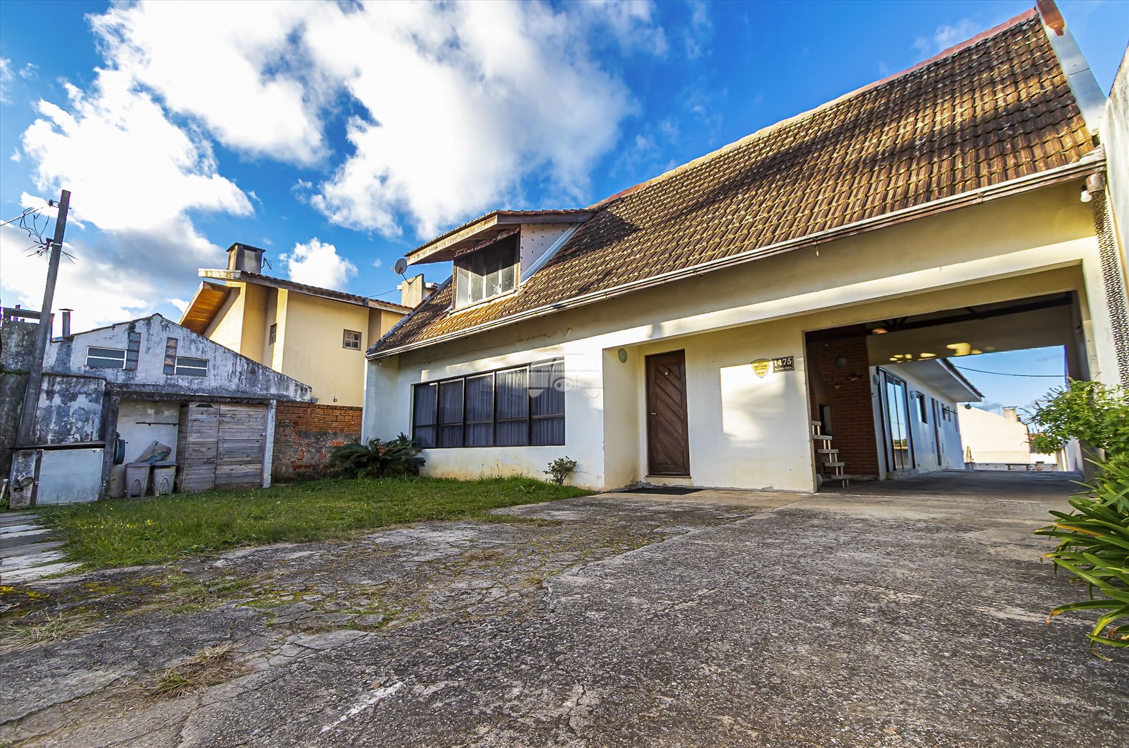 Casa à venda em Hauer, Curitiba — Portal Chave Fácil