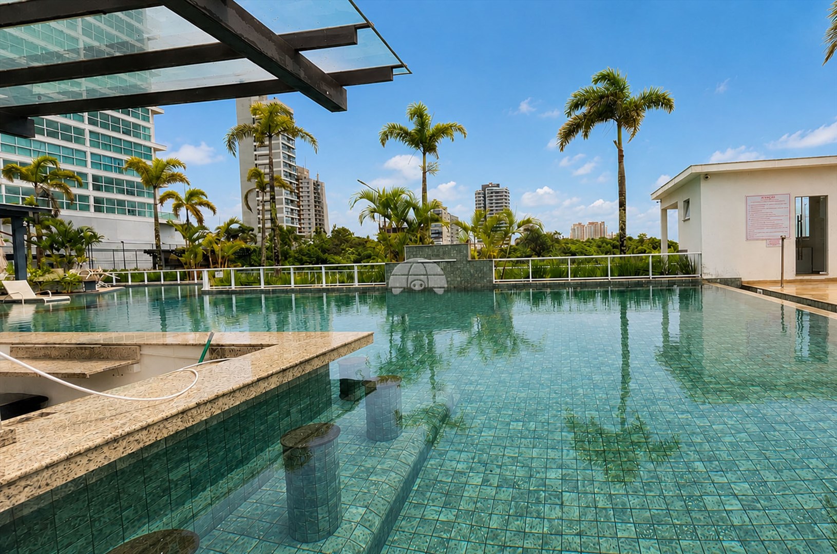 Apartamento à venda em Centro, Curitiba — Portal Chave Fácil