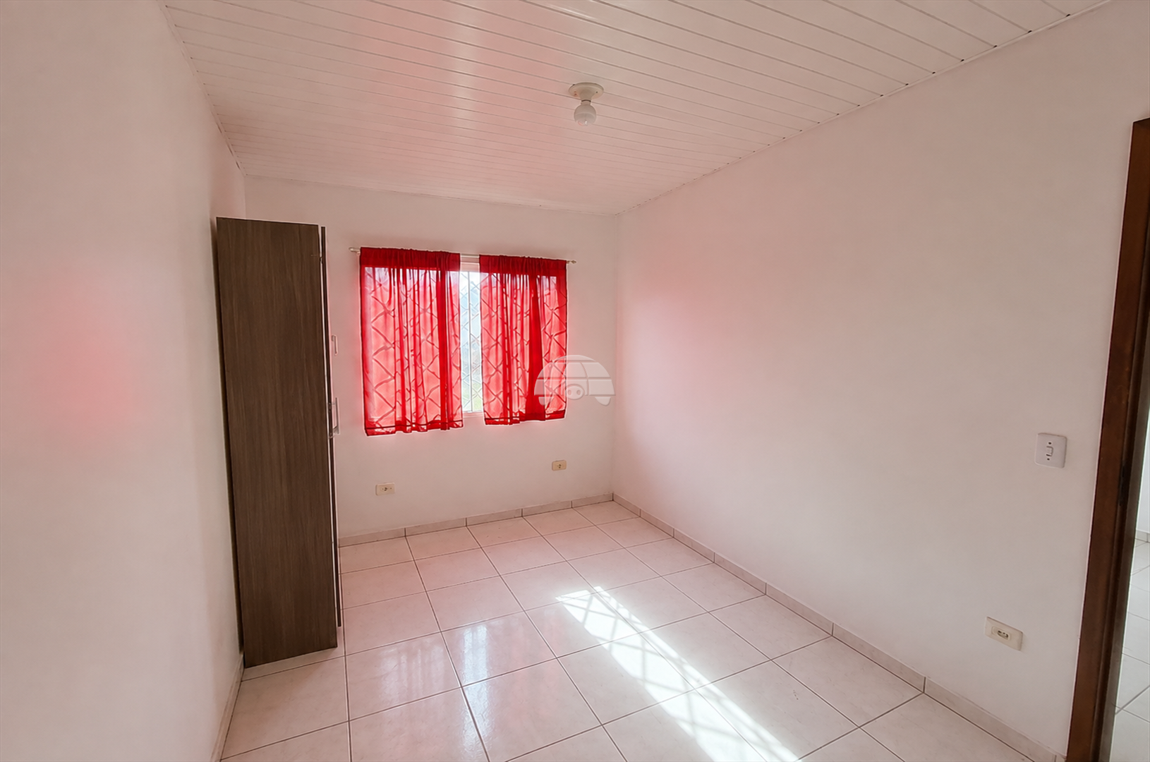 Casa à venda em Jardim Itaqui, Campo Largo — Portal Chave Fácil