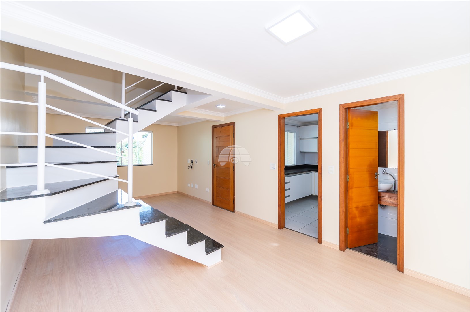 Casa à venda em Mossunguê, Curitiba — Outrasul Imobiliária