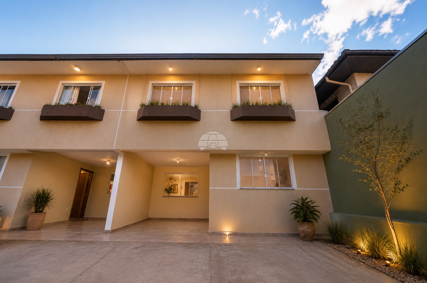 Casa à venda em Mossunguê, Curitiba — Outrasul Imobiliária