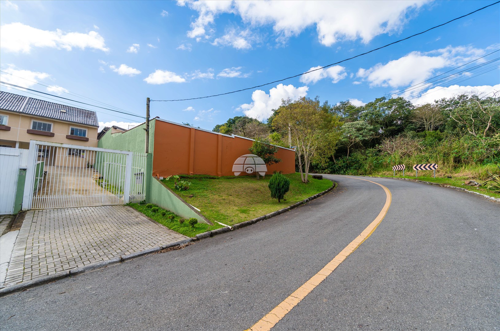 Casa à venda em Mossunguê, Curitiba — Outrasul Imobiliária