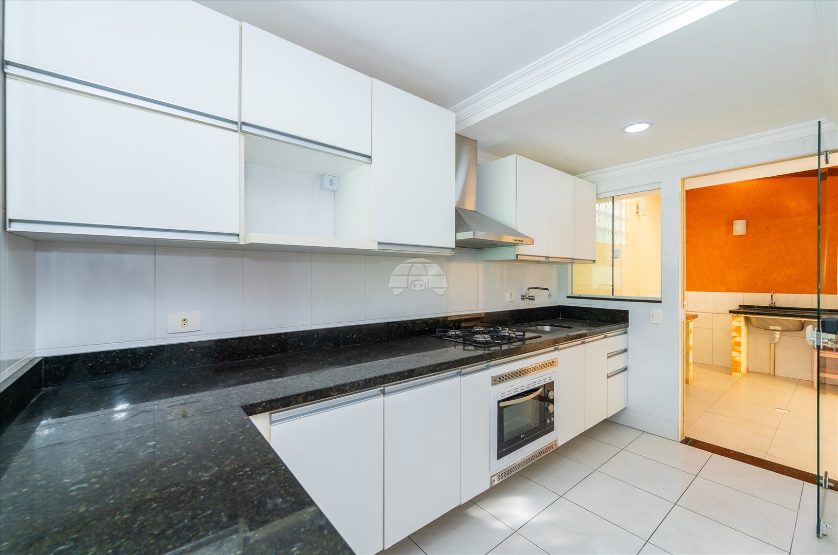 Casa à venda em Mossunguê, Curitiba — Outrasul Imobiliária