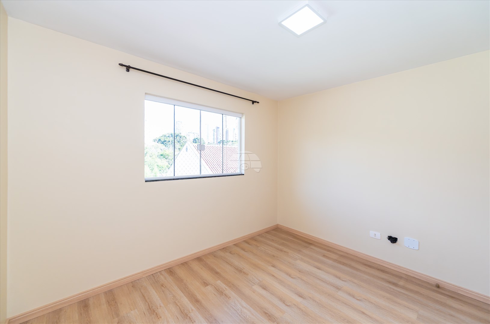 Casa à venda em Mossunguê, Curitiba — Outrasul Imobiliária