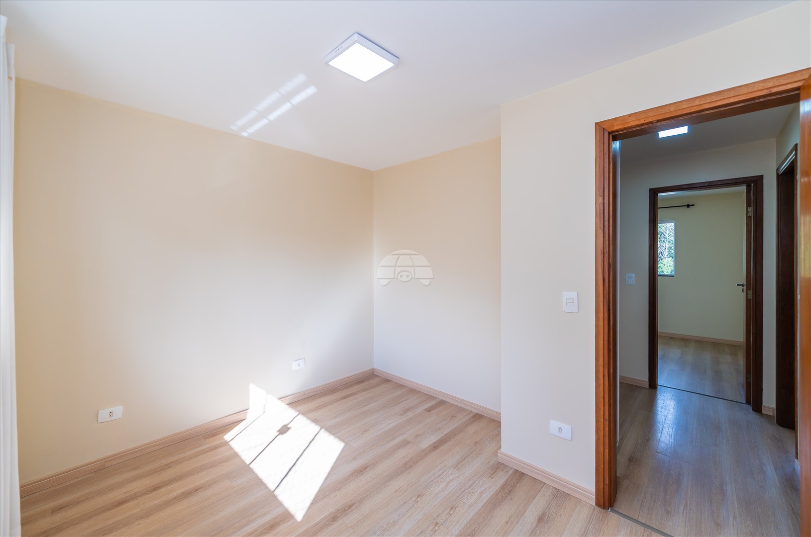Casa à venda em Mossunguê, Curitiba — Outrasul Imobiliária