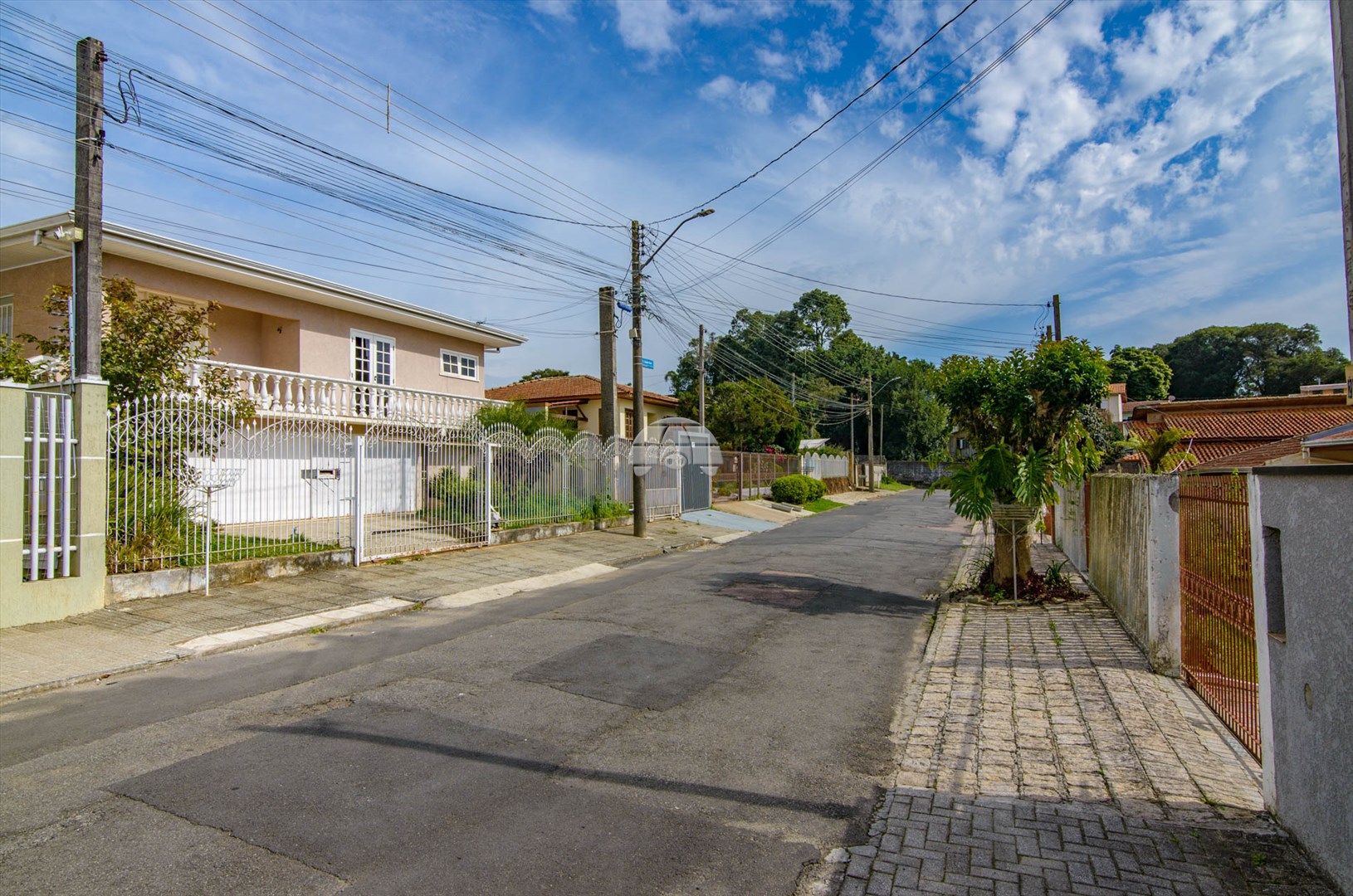 Casa à venda em Butiatuvinha, Curitiba — Portal Chave Fácil