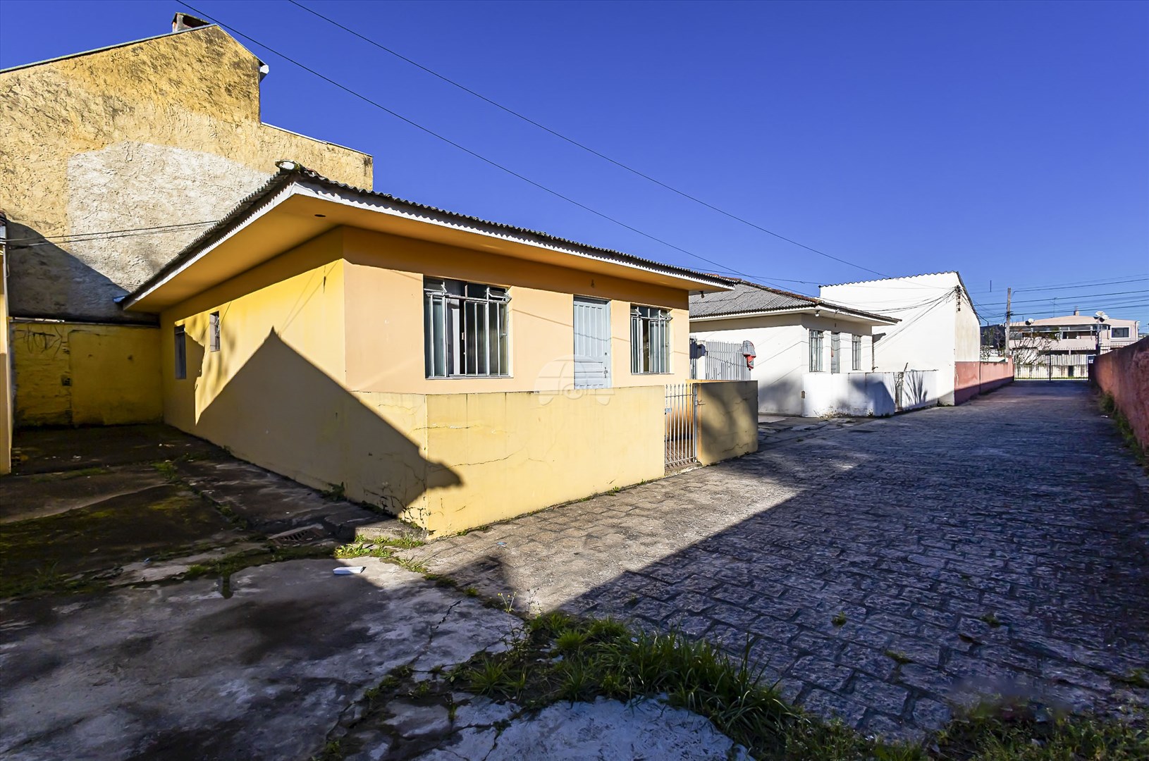 Terreno/Área à venda em Lindóia, Curitiba — Portal Chave Fácil