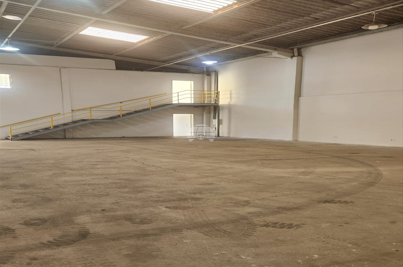 Barracão/Galpão para alugar em Emiliano Perneta, Pinhais — Portal Chave Fácil